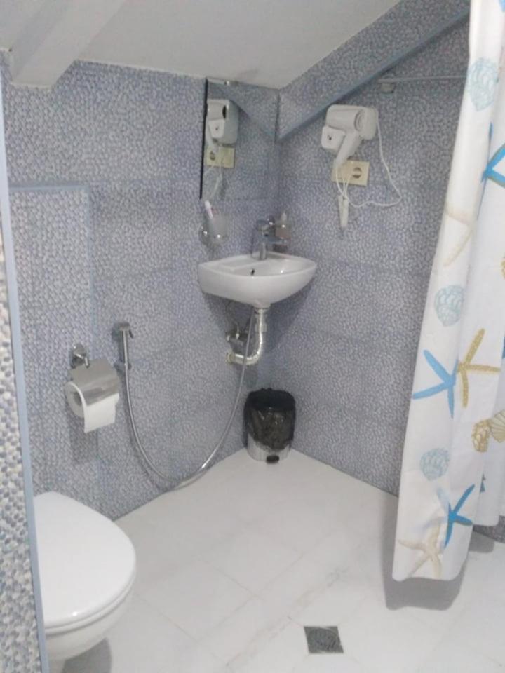 Hotel Alismereti Zekari Экстерьер фото