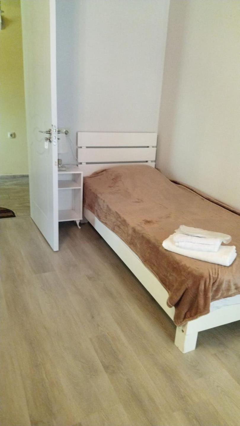 Hotel Alismereti Zekari Экстерьер фото